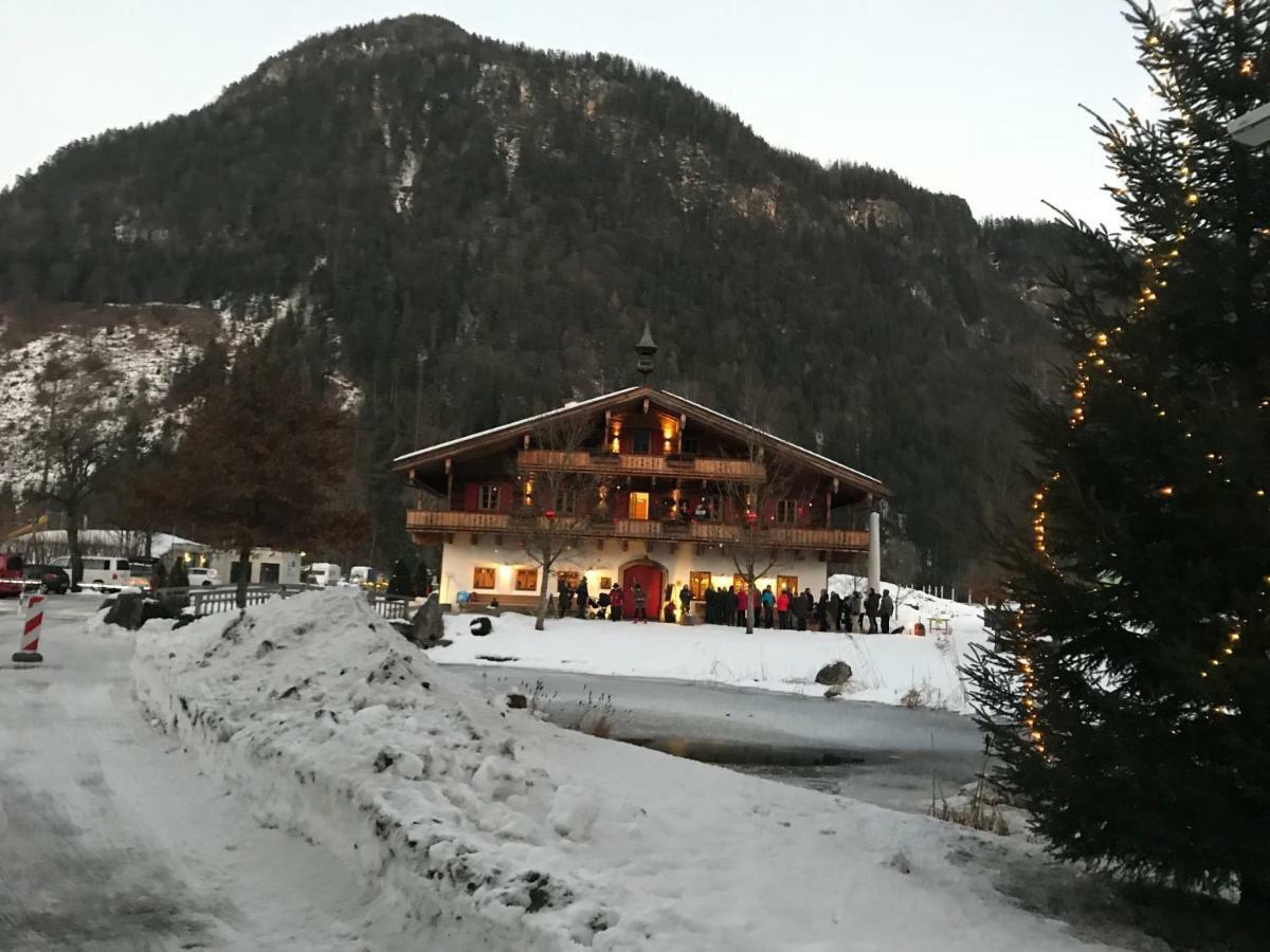 Grubhof Castle Flat For Families Sankt Martin bei Lofer Exterior foto